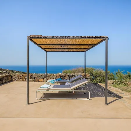 Dammusi Aloe * Pantelleria