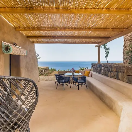 Dammusi Aloe Villa Pantelleria