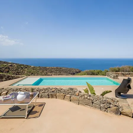 Dammusi Aloe Pantelleria